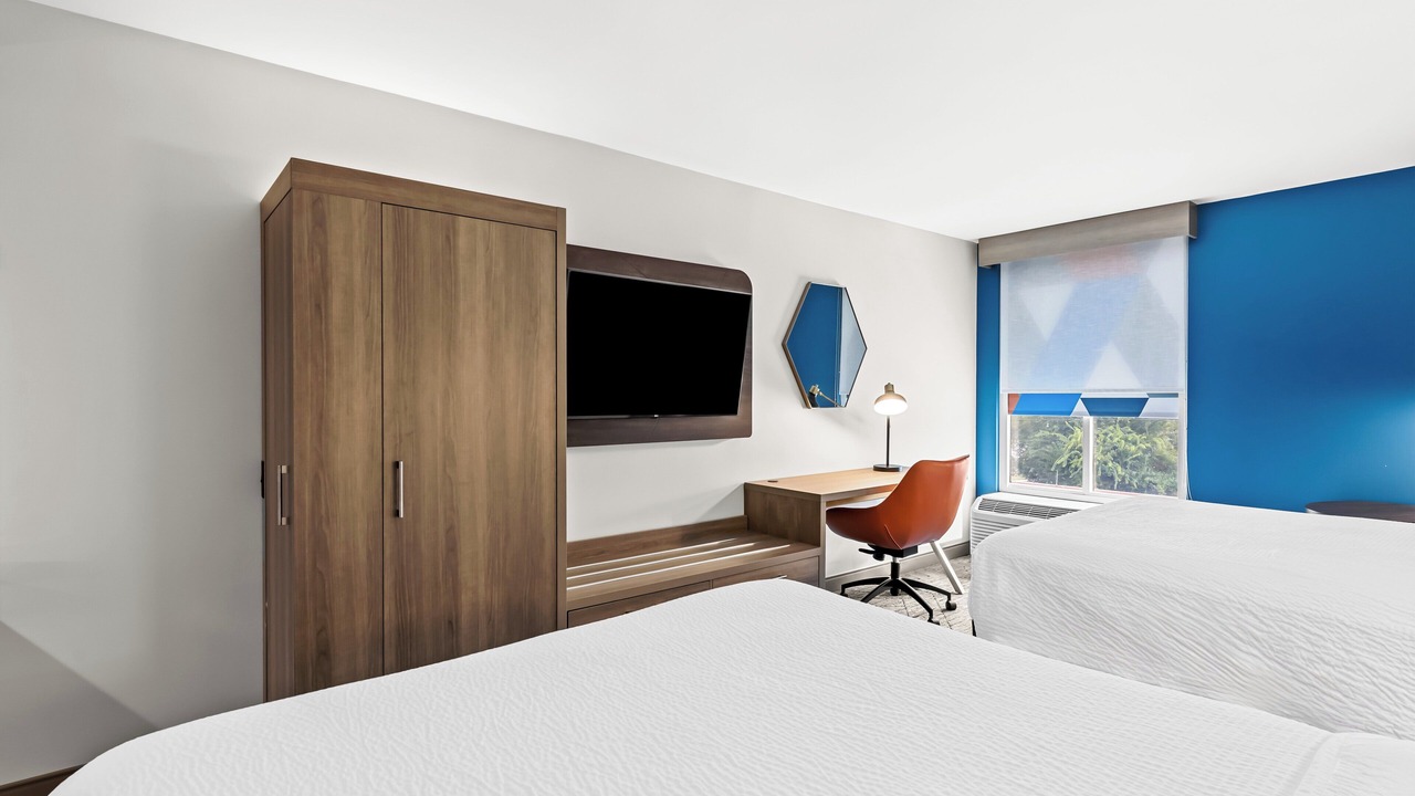 Photo of Bedroom in Hendersonville