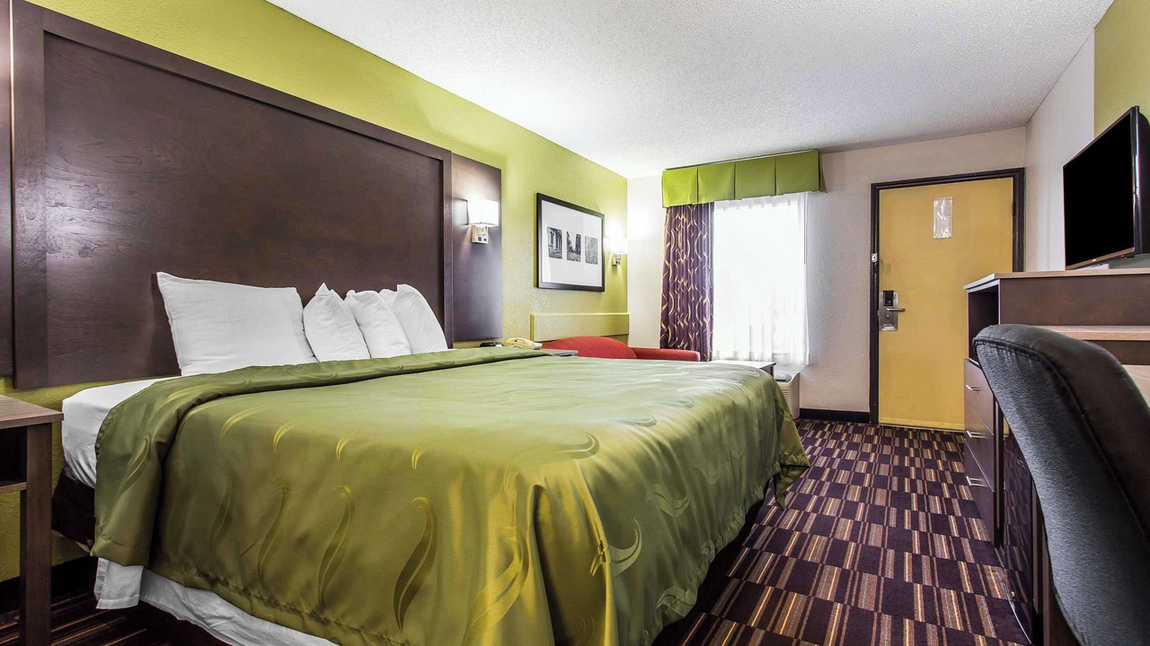 Photo of Bedroom in Albemarle