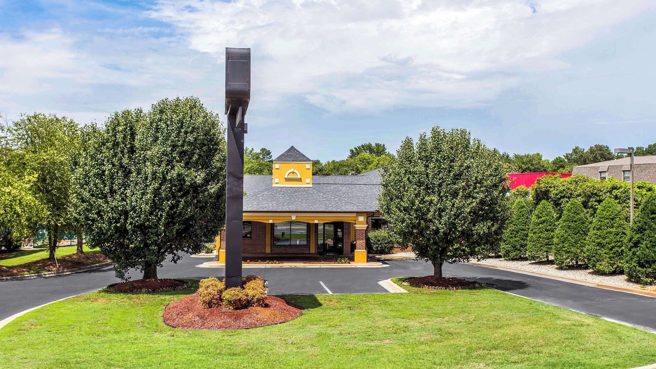 Photo of Outdoor in Albemarle