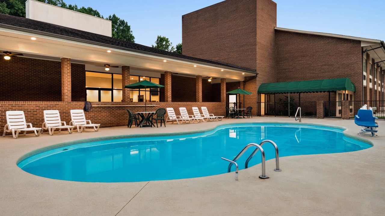 Photo of Outdoor in Lexington - Salisbury