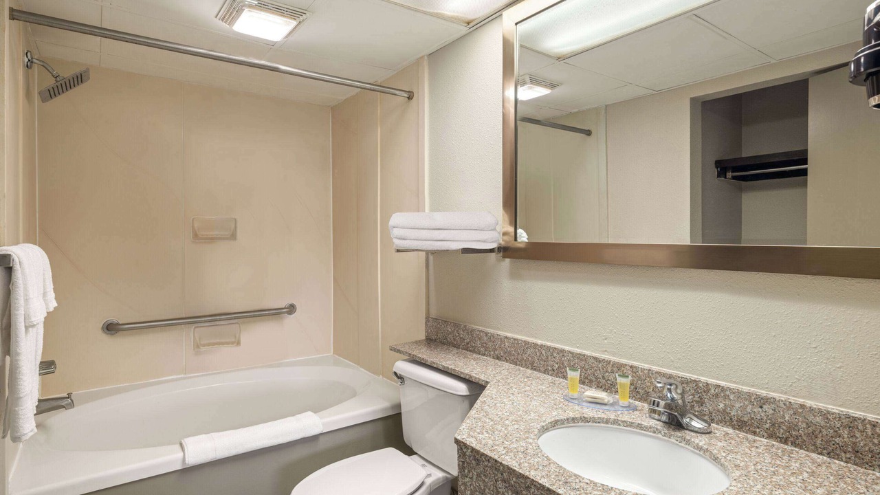 Photo of Bathroom in Weldon