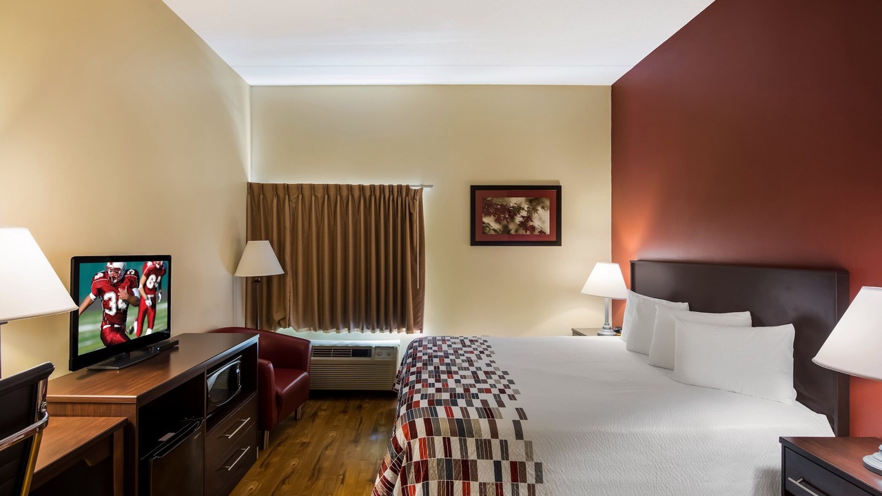 Photo of Bedroom in Hendersonville