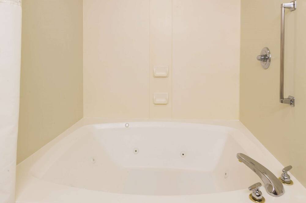 Photo of Bathroom in Washington