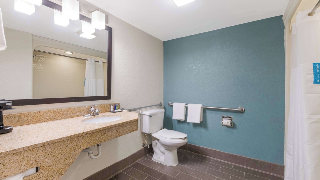 Photo of Bedroom in Paw Creek