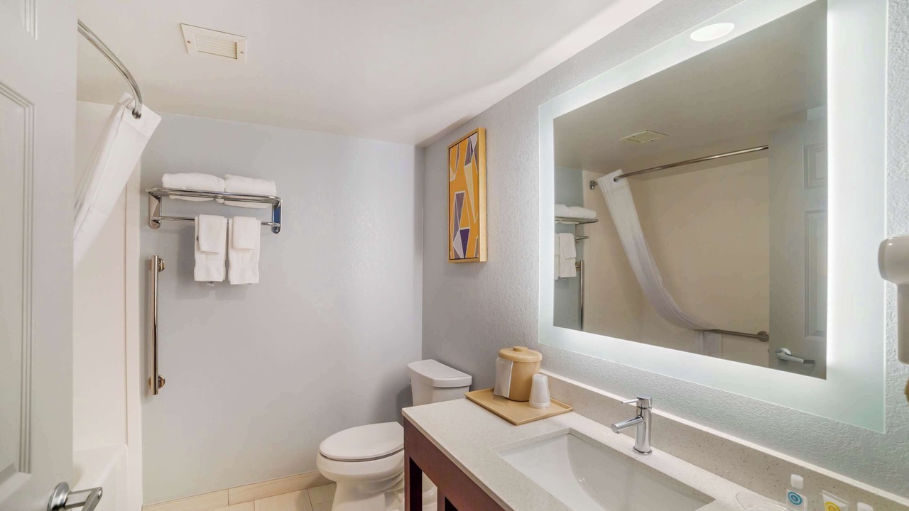 Photo of Bedroom in Skyland