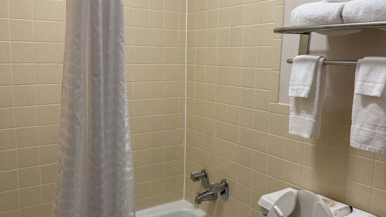 Photo of Bathroom in Cherokee