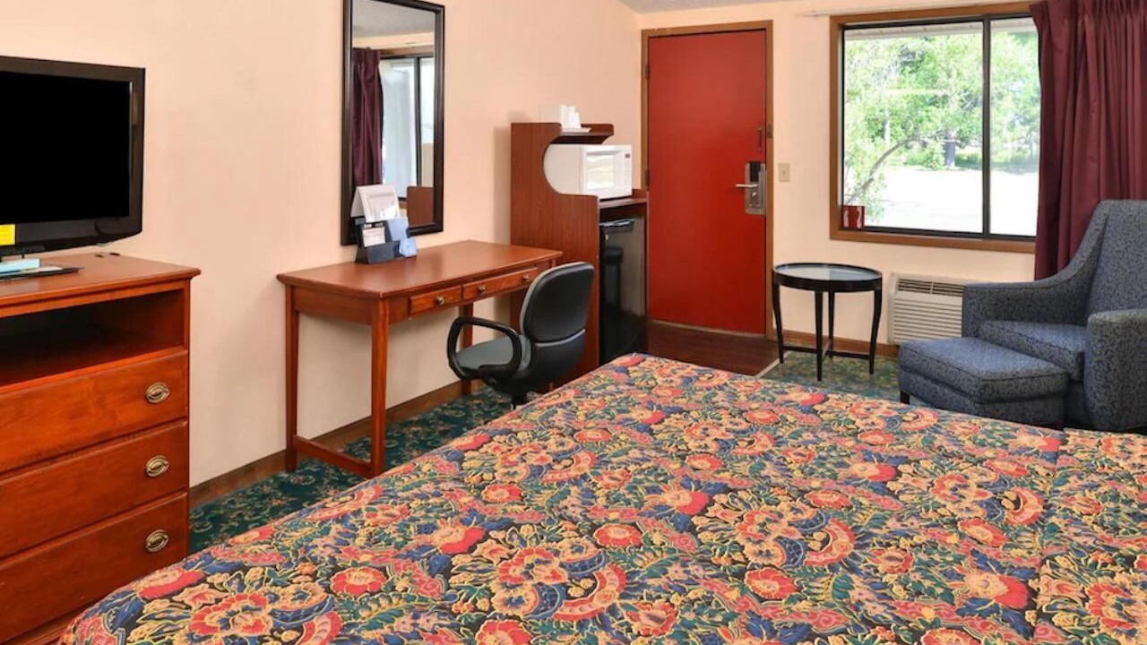 Photo of Bedroom in Kinston