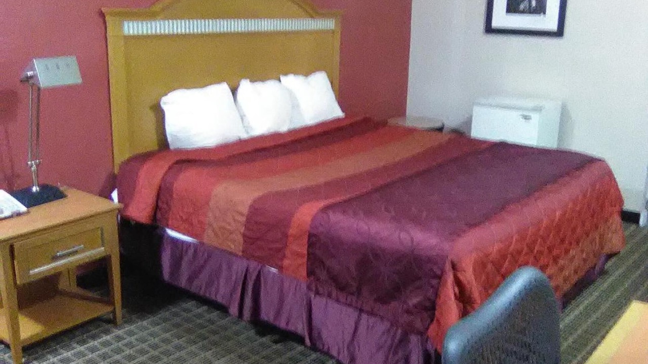 Photo of Bedroom in Kinston