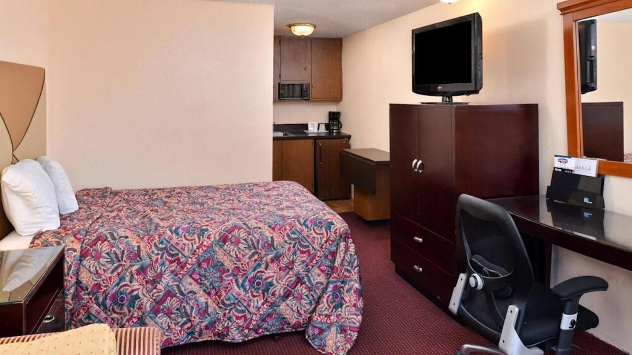 Photo of Bedroom in Kinston