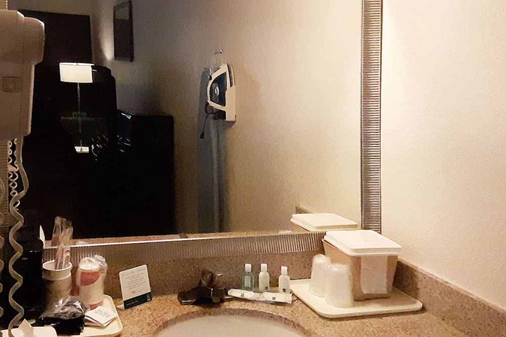 Photo of Bathroom in Morganton