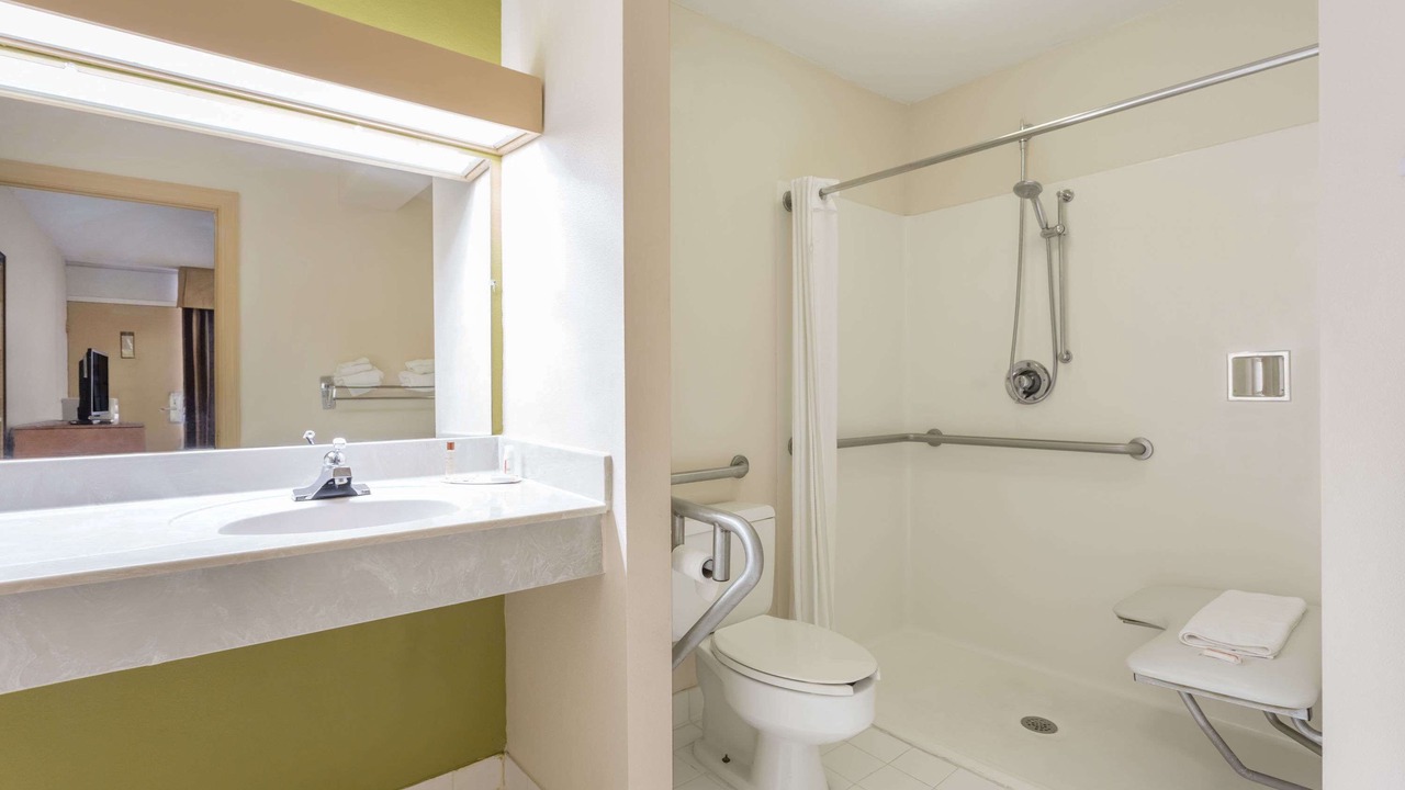 Photo of Bathroom in West Southern Pines