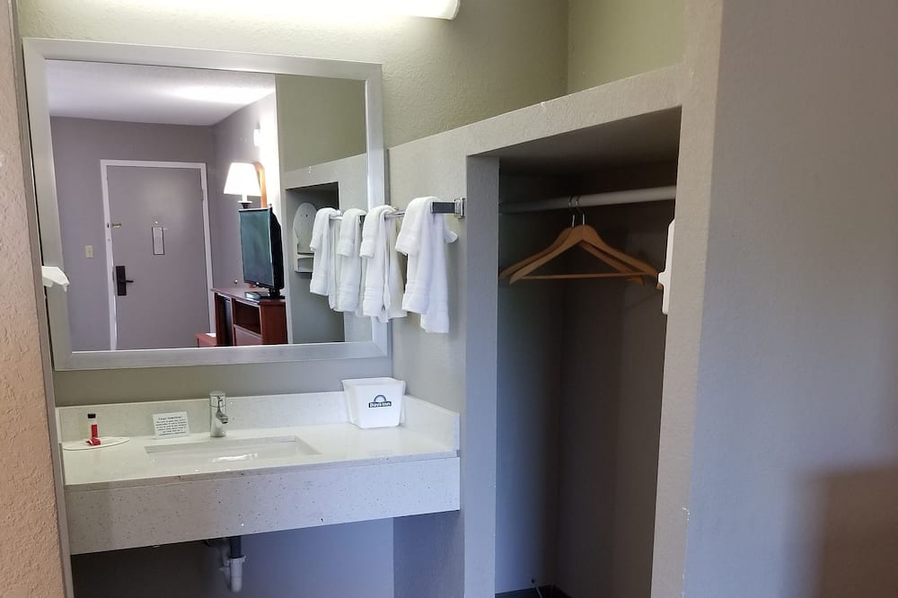 Photo of Bathroom in Wilson