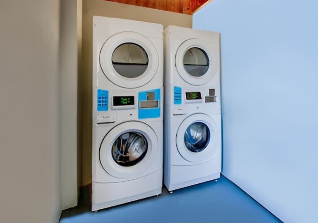 Photo of Bedroom in Crestline Heights