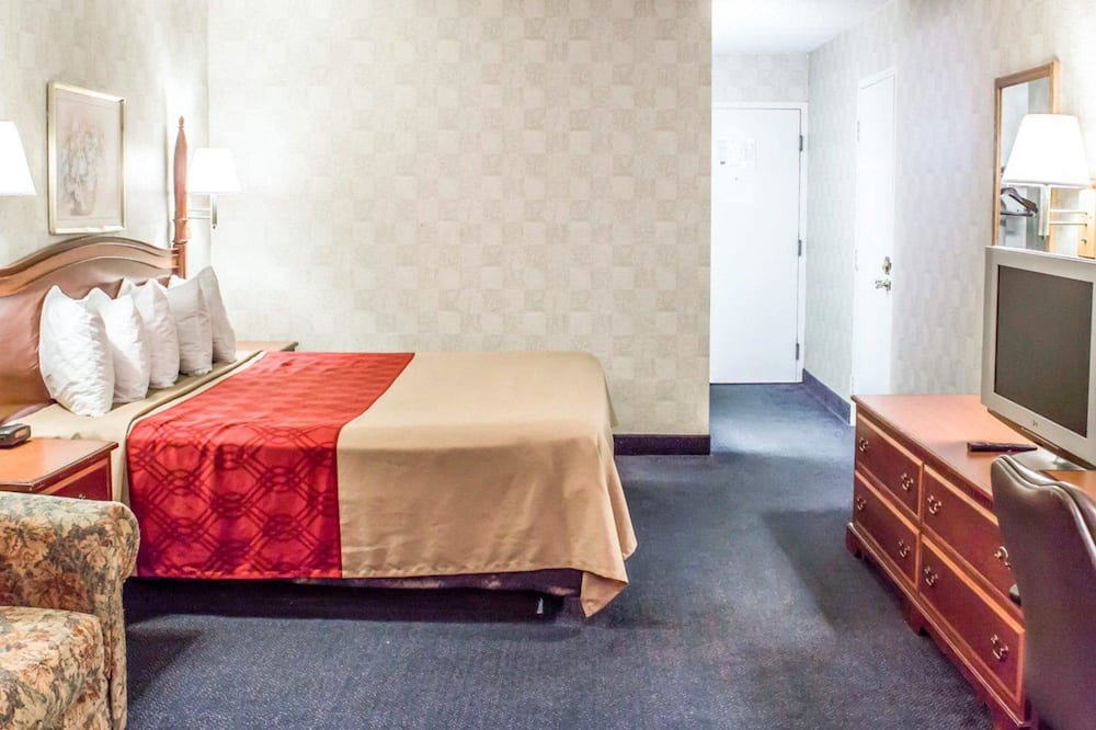Photo of Bedroom in Greensboro