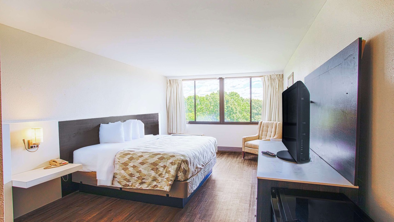 Photo of Bedroom in Winston - Salem