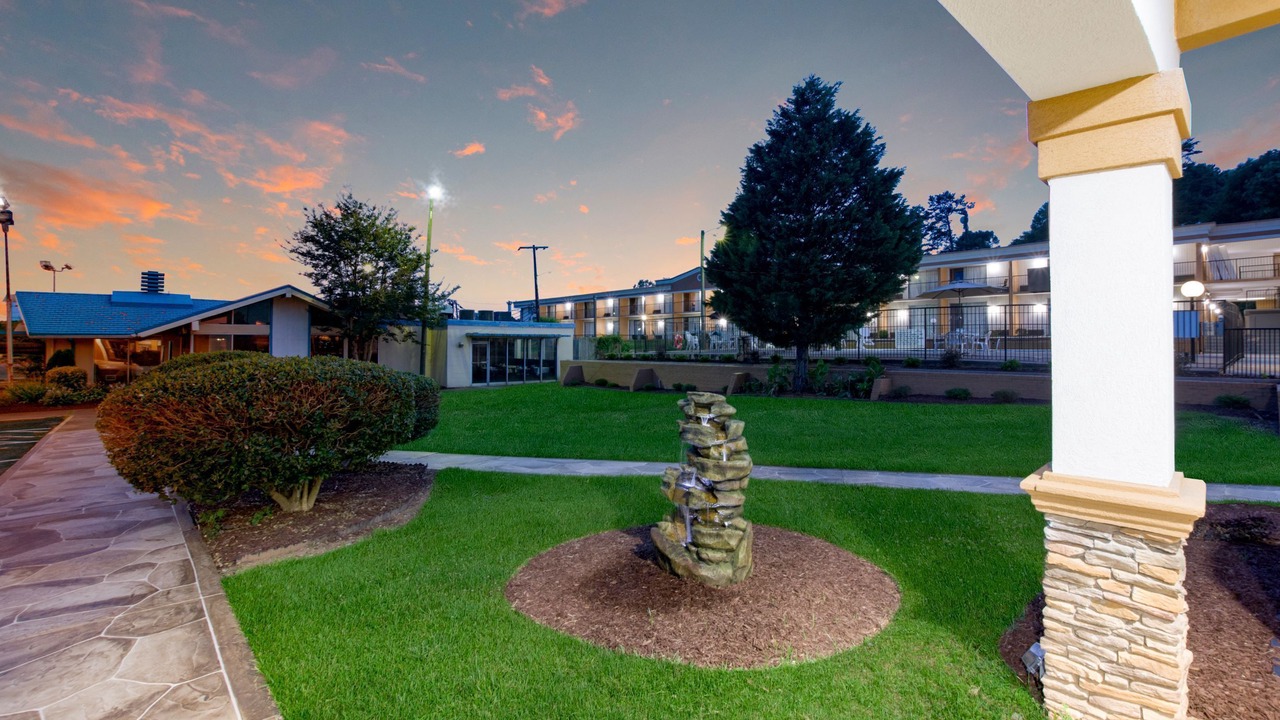 Photo of Outdoor in Gastonia