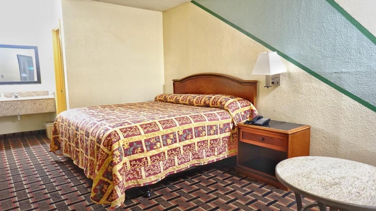Photo of Bedroom in Augusta