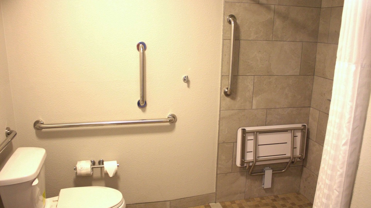 Photo of Bedroom in Statesville