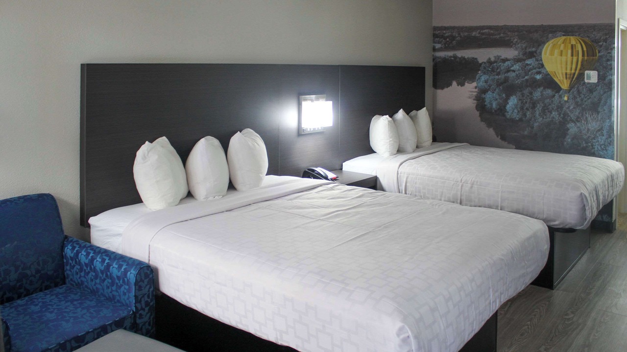 Photo of Bedroom in Statesville