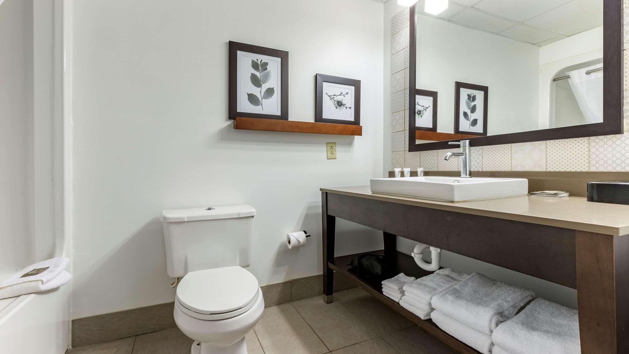 Photo of Bathroom in Lumberton