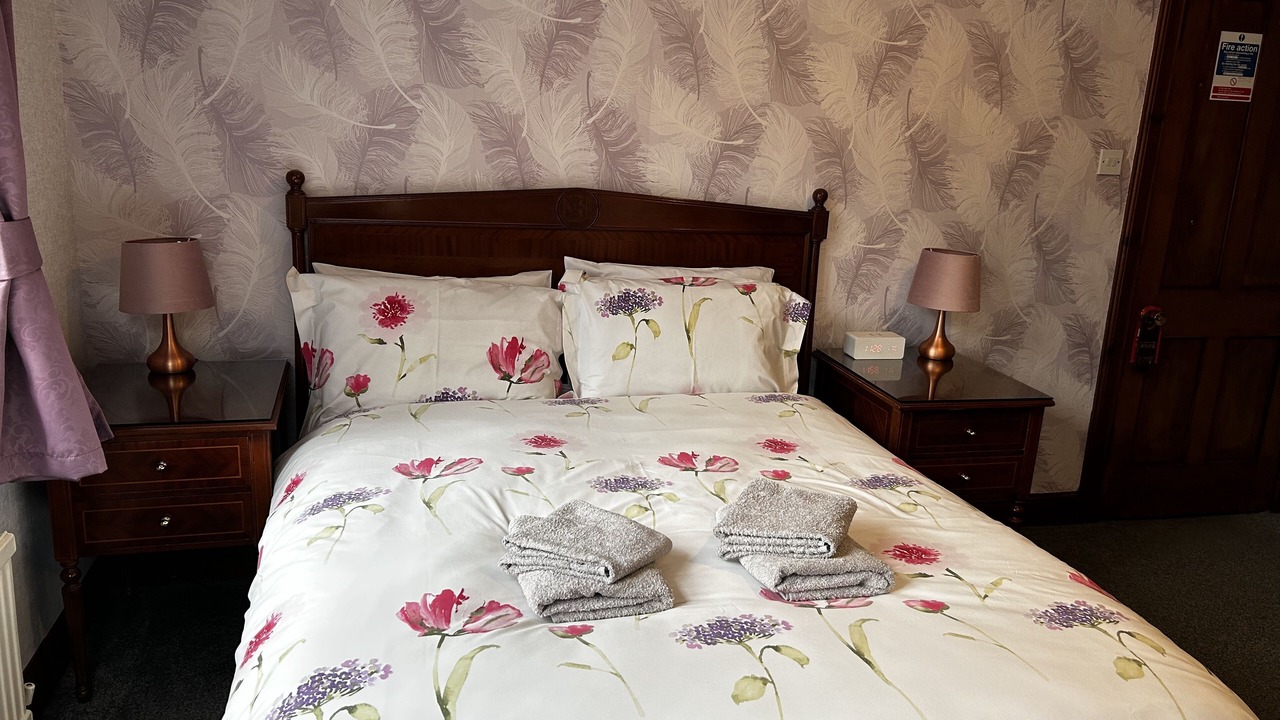 Photo of Bedroom in Longcroft
