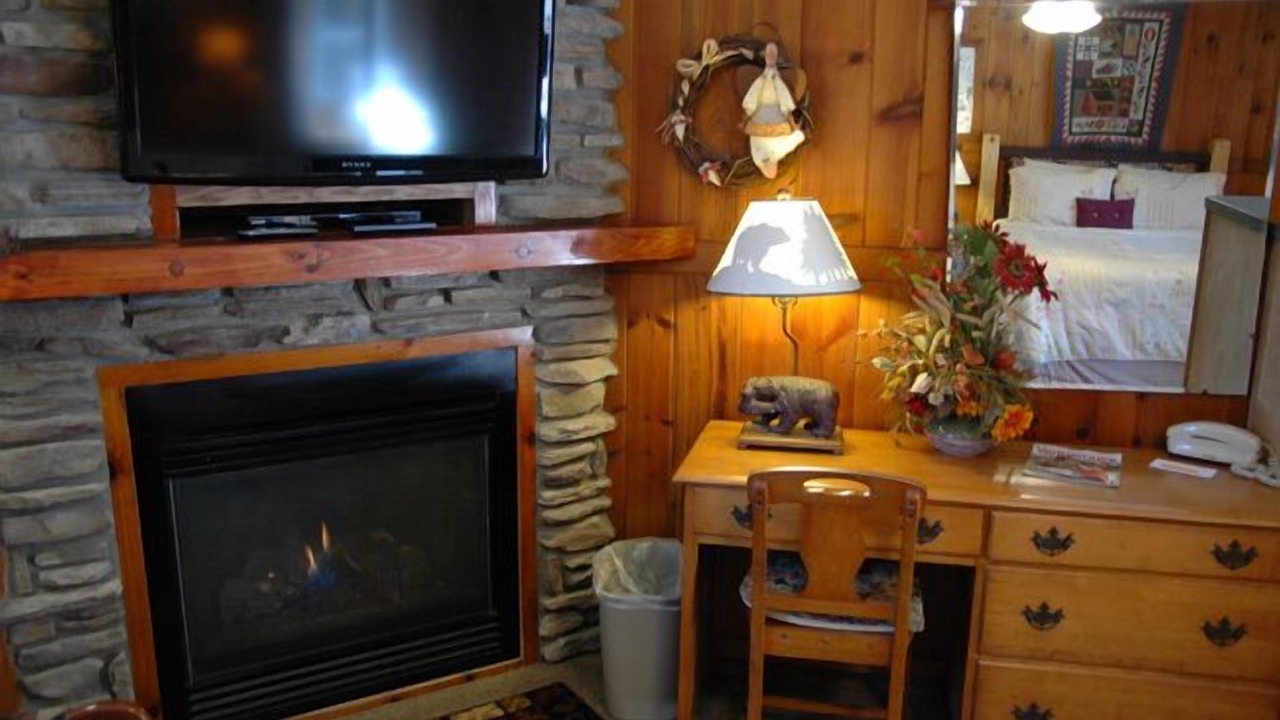 Photo of Bedroom in Blowing Rock