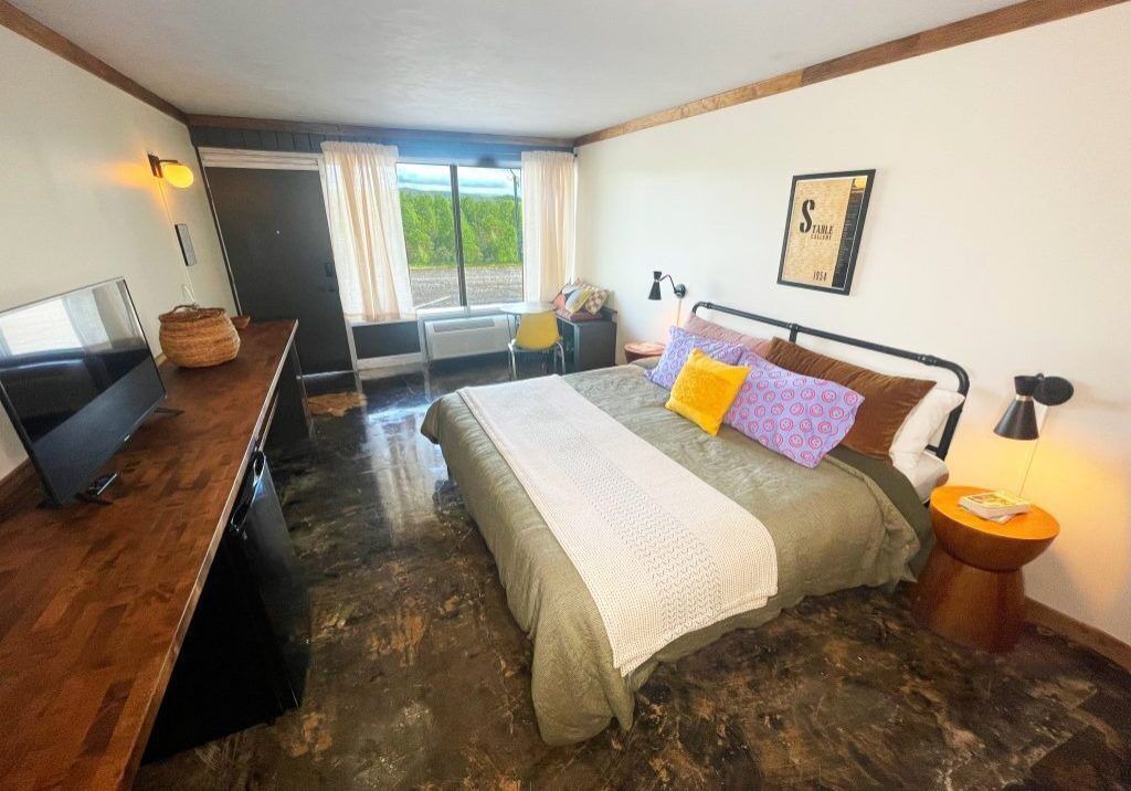 Photo of Bedroom in Saluda