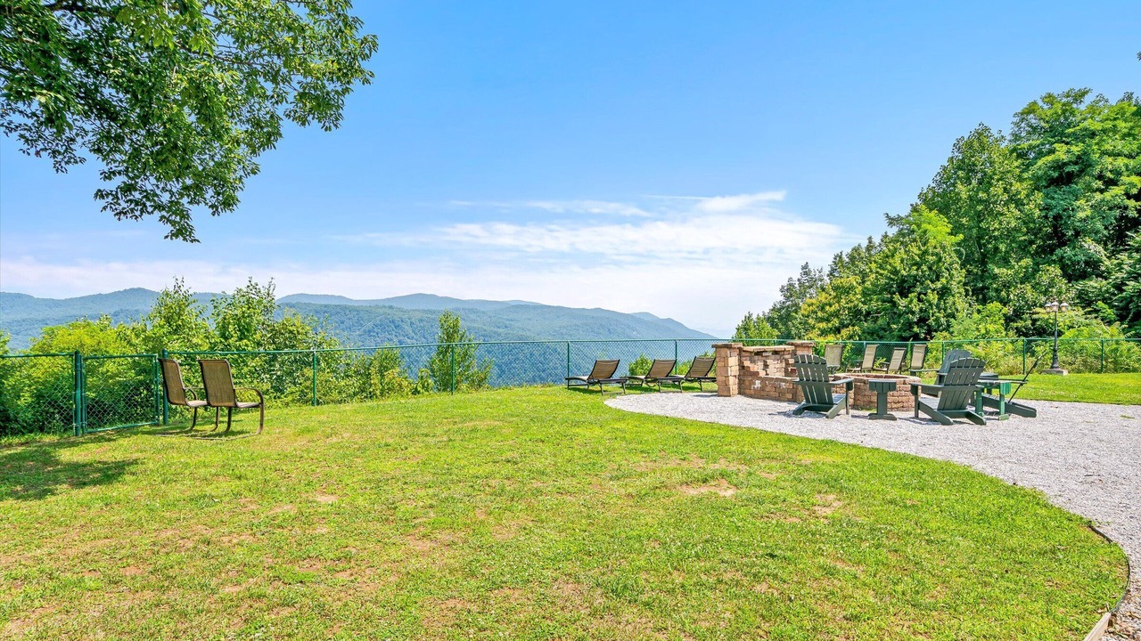 Photo of Outdoor in Saluda