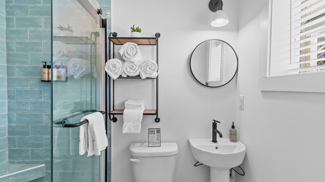 Photo of Bathroom in Yaupon Beach