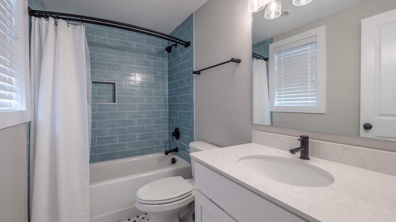 Photo of Bathroom in Yaupon Beach