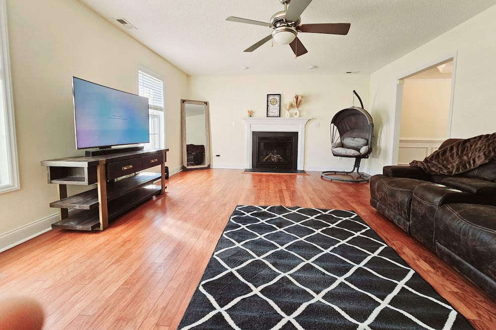 Photo of Livingroom in Olivia