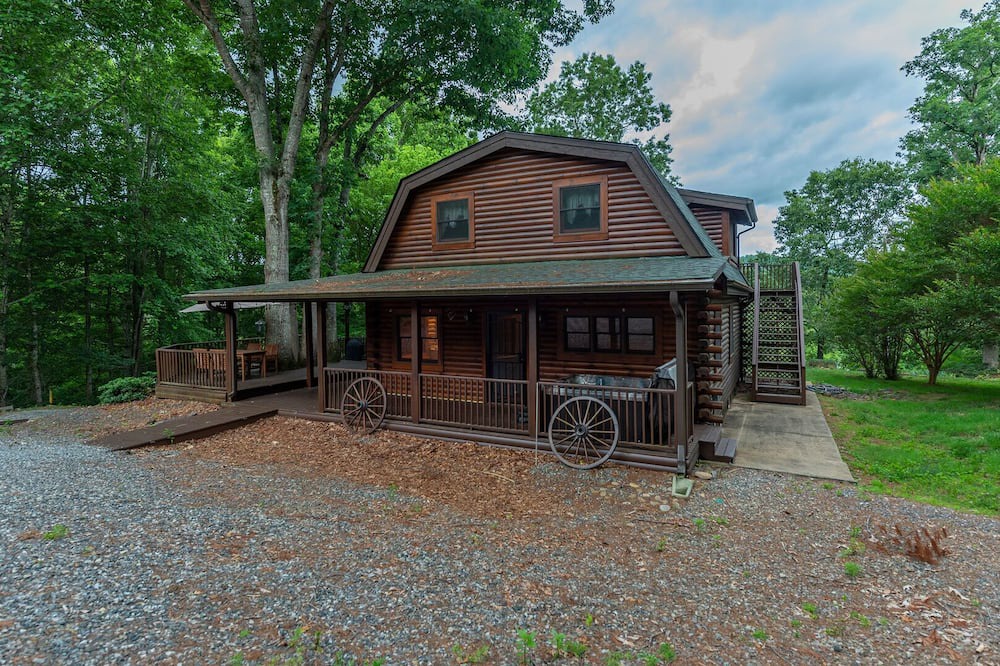 Photo of Outdoor in Weaverville