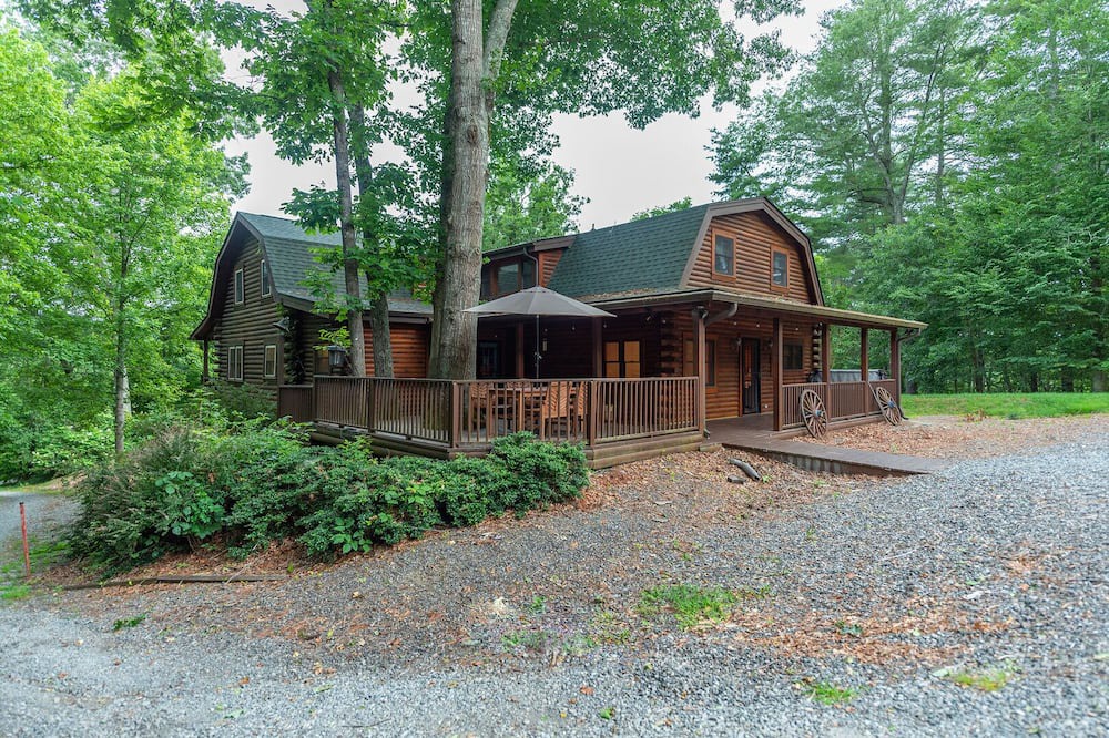Photo of Outdoor in Weaverville