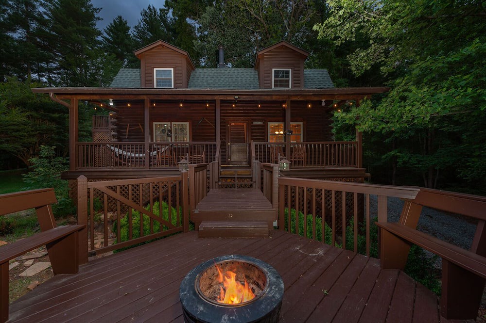 Photo of Outdoor in Weaverville