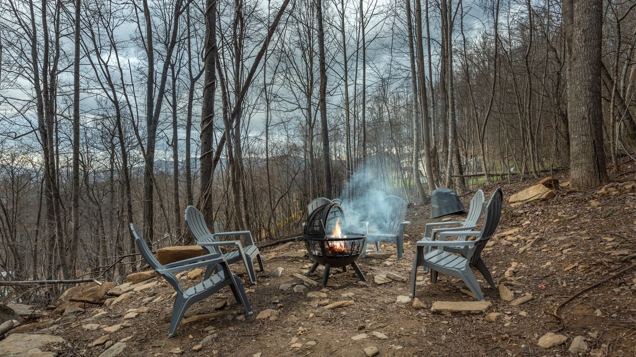 Photo of Outdoor in Weaverville