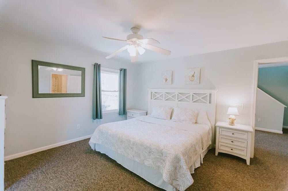 Photo of Bedroom in Southern Shores