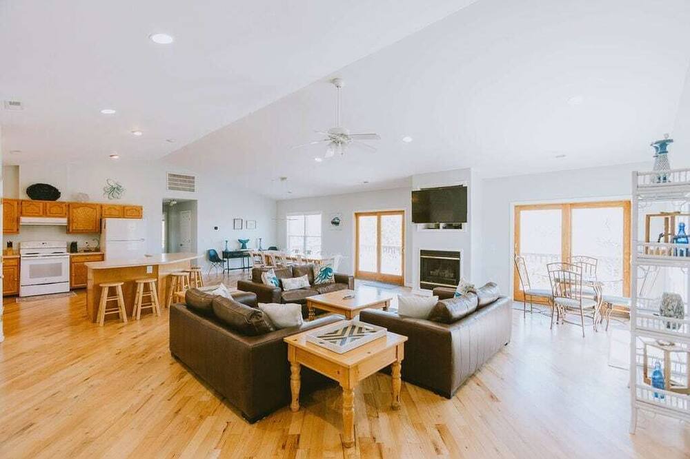 Photo of Livingroom in Southern Shores