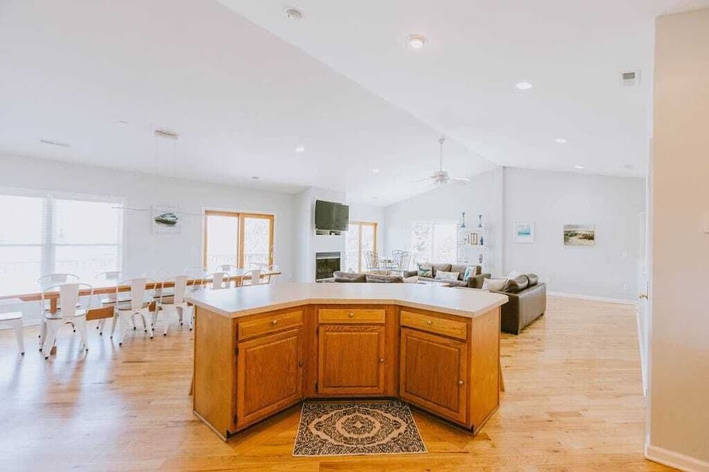 Photo of Kitchen in Southern Shores