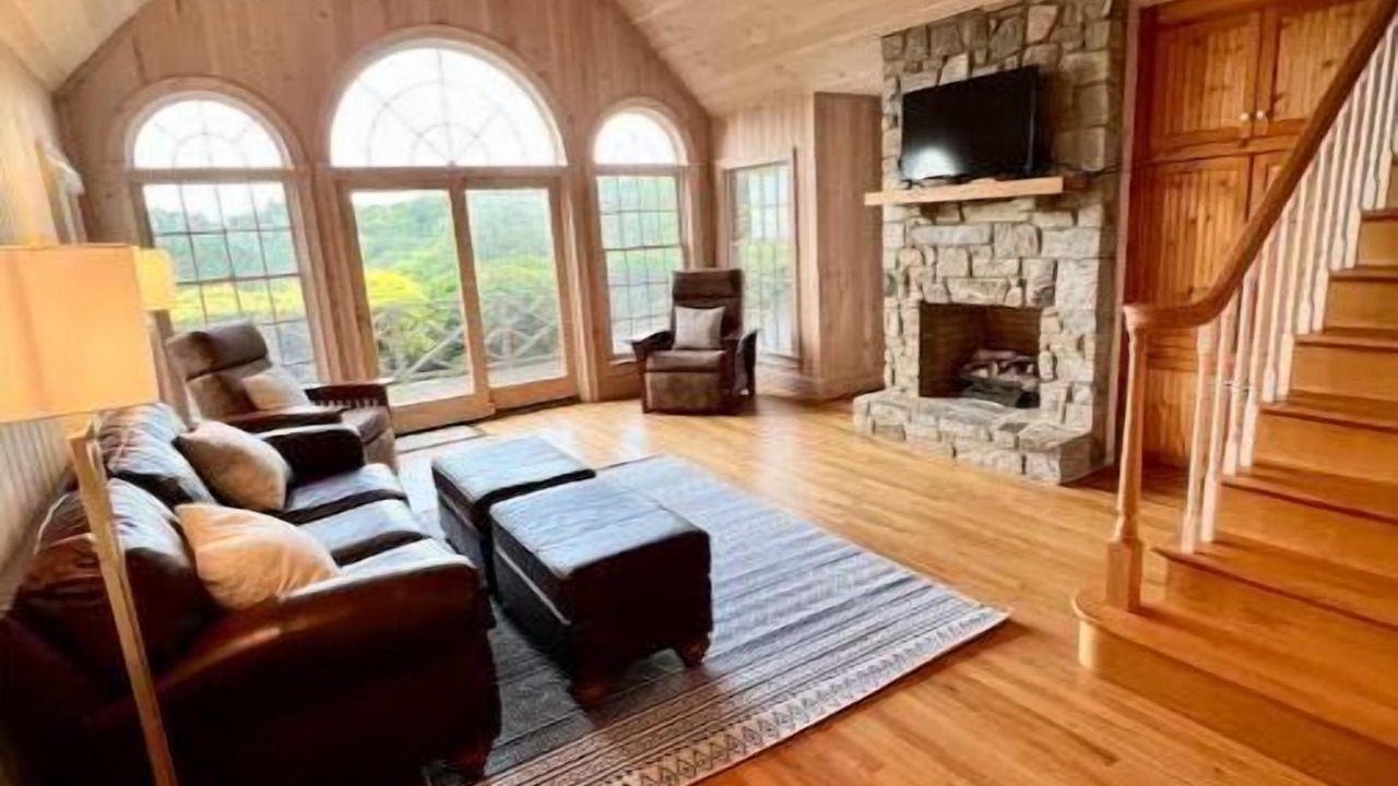 Photo of Livingroom in Roaring Gap