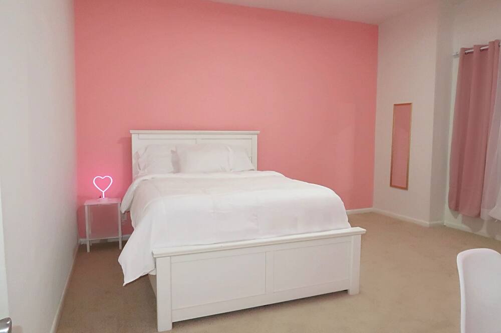 Photo of Bedroom in Rolling Mill Hill