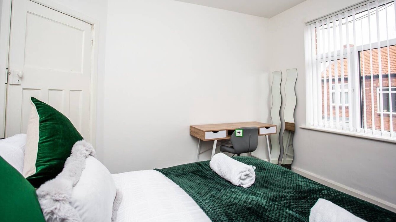 Photo of Bedroom in Newcastle-upon-Tyne