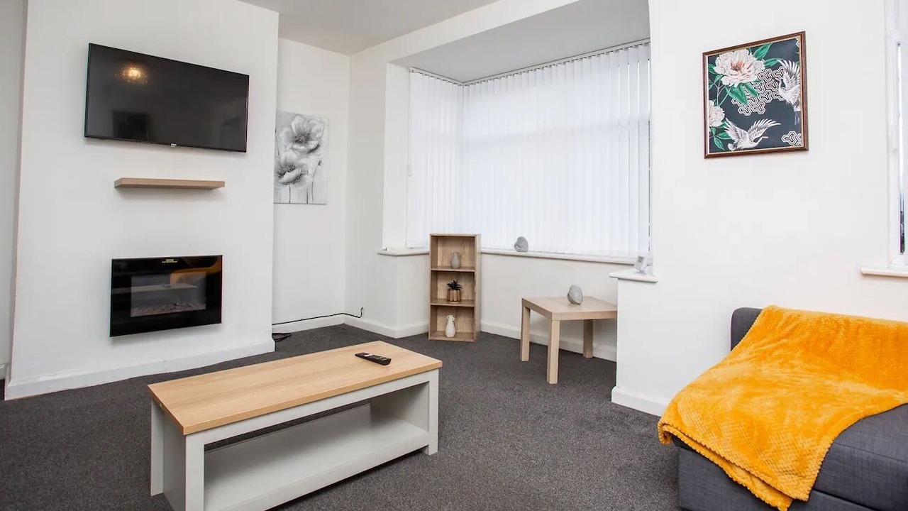 Photo of Livingroom in Newcastle-upon-Tyne