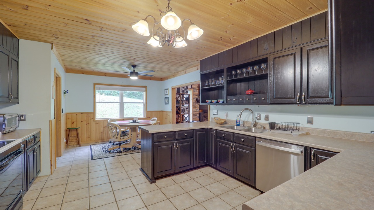 Photo of Kitchen in Bakersville