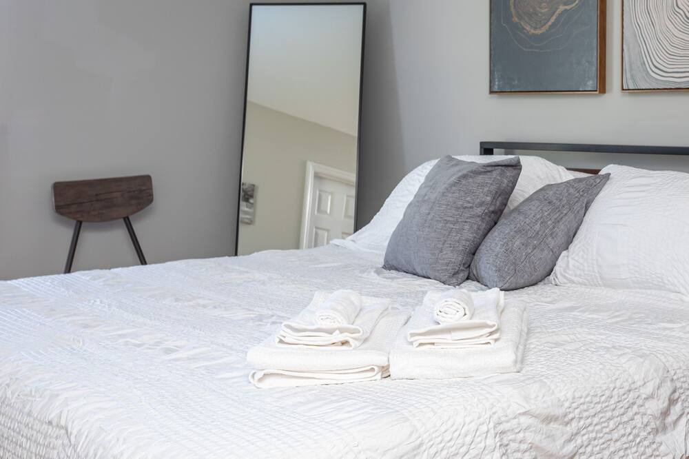 Photo of Bedroom in Youngsville