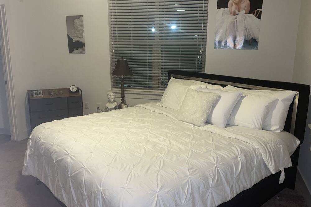 Photo of Bedroom in Brier Creek Country Club