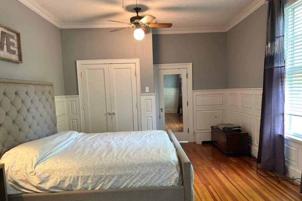 Photo of Bedroom in Reidsville