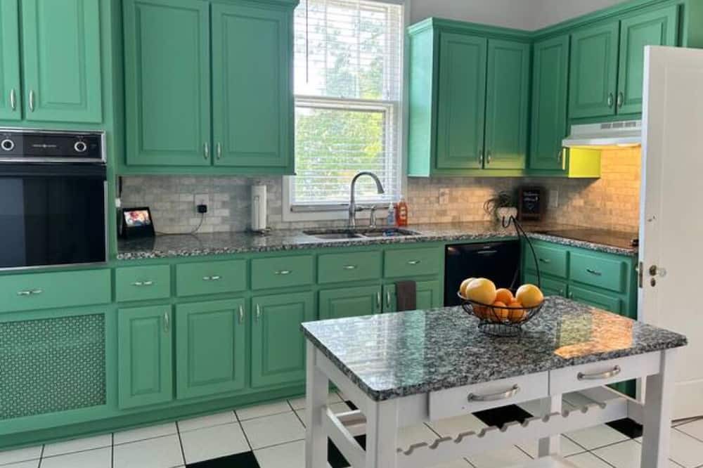 Photo of Kitchen in Reidsville