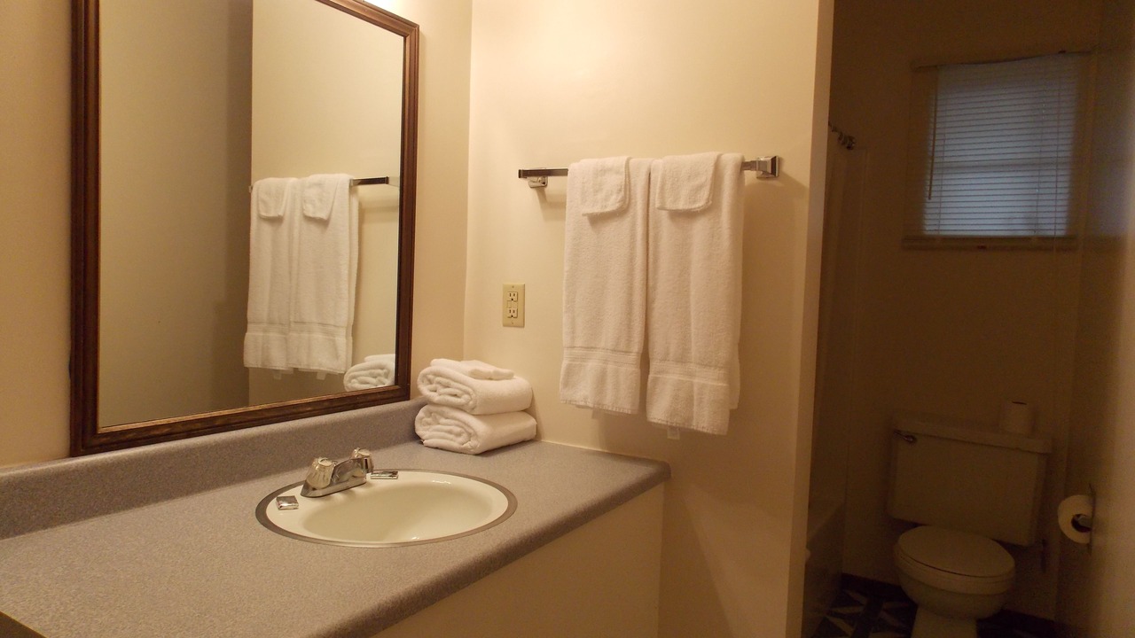 Photo of Bathroom in Maggie Valley