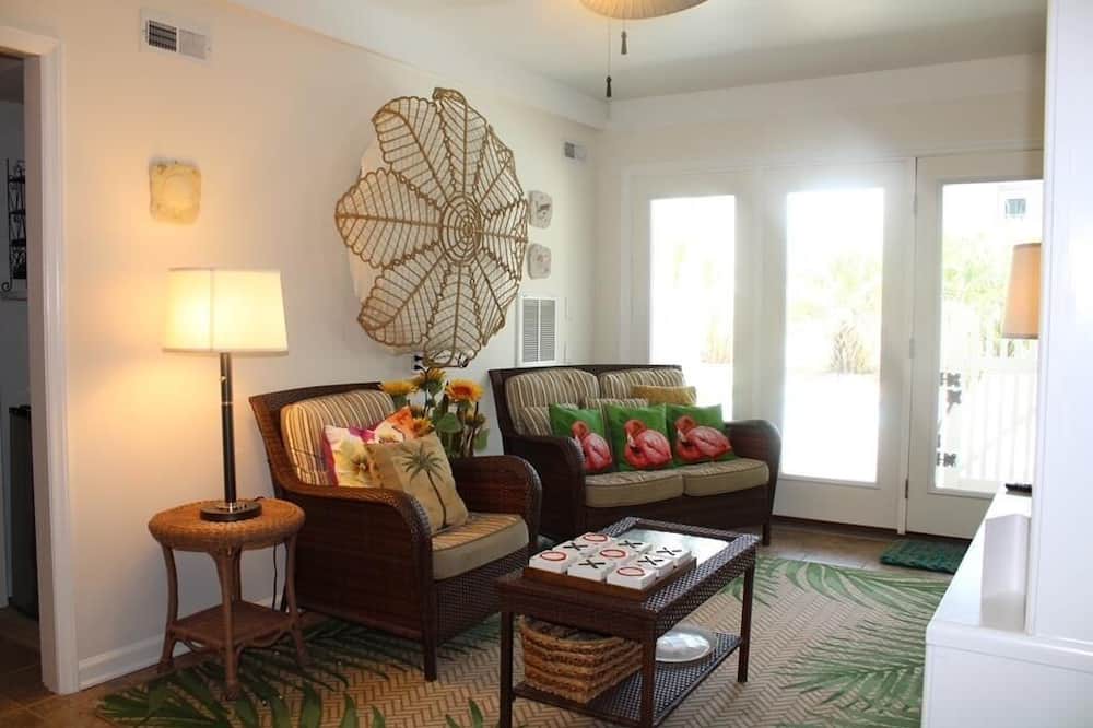 Photo of Livingroom in Holden Beach