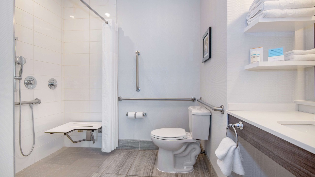 Photo of Bathroom in Lumberton